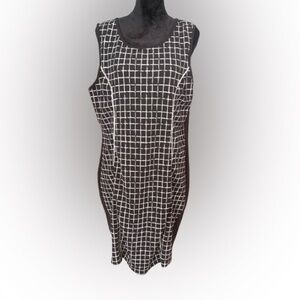 K + Glam black and white mid sleeveless dress size 2X